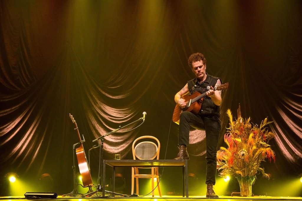Nando Reis em Curitiba promete show cheio de clássicos (Foto: Foto de: Carol Siqueira/Divulgação.)